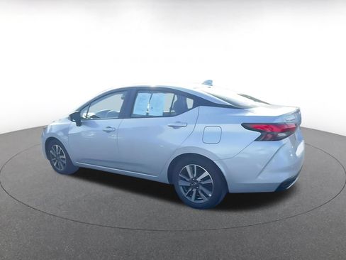 Used 2025 Nissan Versa SV FWD image 10