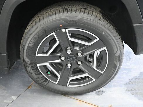 New 2026 Jeep Cherokee Limited AWD/4WD image 10