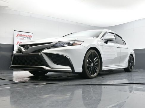 Used 2024 Toyota Camry XSE image 20