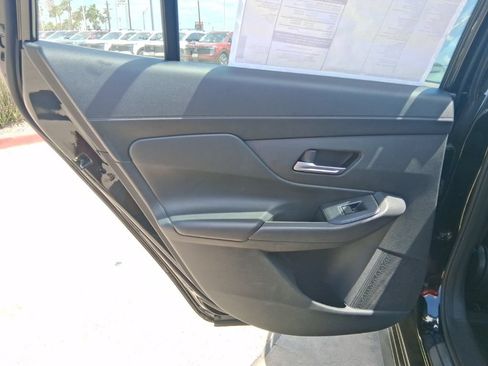 New 2026 Nissan Sentra SR w/ Floor Mat Package FWD image 29