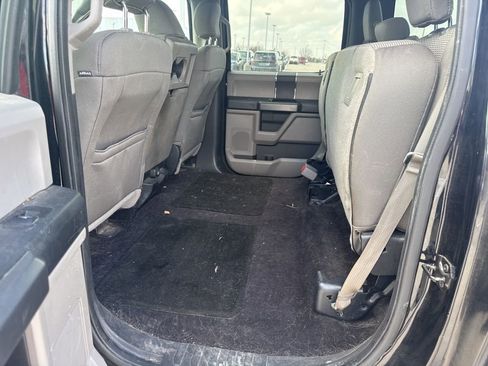 Used 2016 Ford F150 XLT image 6