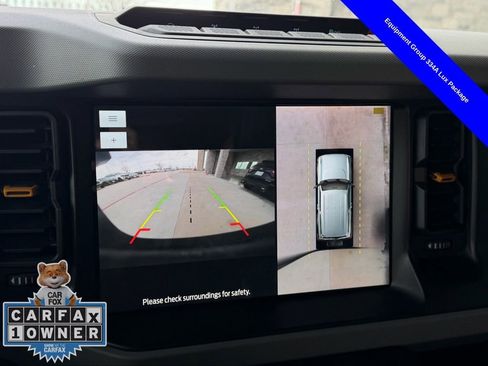 Used 2023 Ford Bronco Badlands image 9