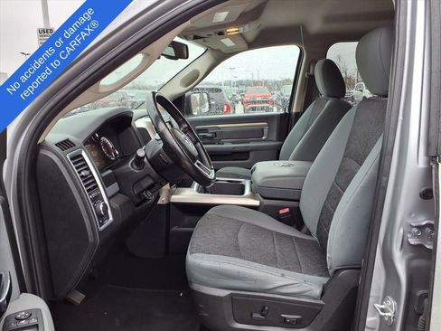 Used 2020 RAM 1500 Classic SLT w/ Luxury Group image 19