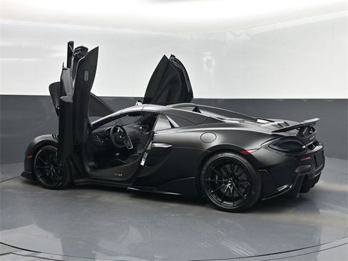 Used 2020 McLaren 600LT Spider image 55
