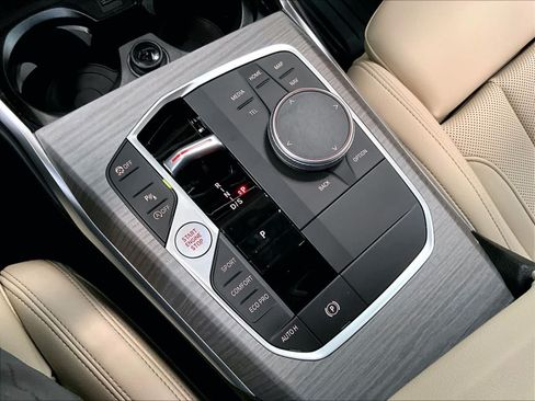 Used 2026 BMW 330i Sedan w/ Premium Package RWD image 36