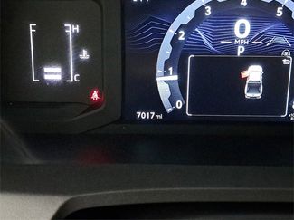 Used 2025 Toyota Tacoma SR video 2