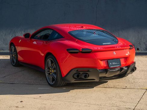 Certified 2024 Ferrari Roma image 9