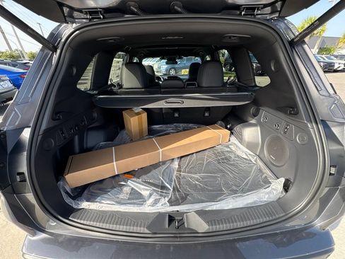 New 2026 Subaru Forester Limited AWD/4WD image 18