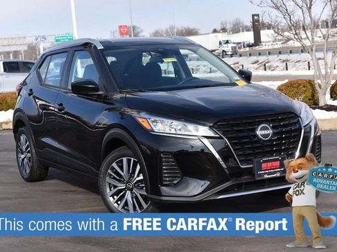 Used 2024 Nissan Kicks SV image 2