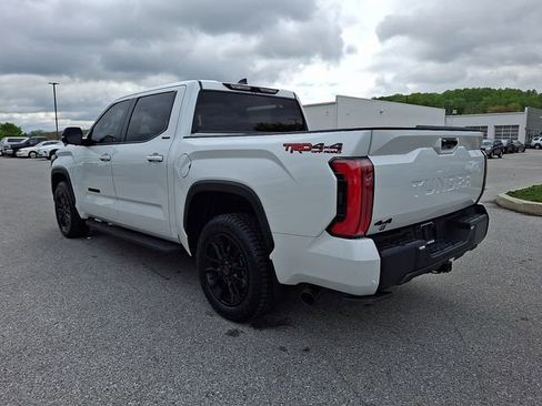 Used 2025 Toyota Tundra Limited w/ TRD Off-Road Package AWD/4WD image 4
