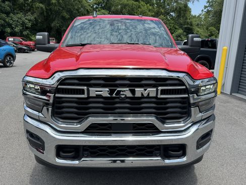 Used 2026 RAM 2500 Big Horn AWD/4WD image 2