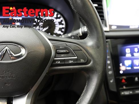 Used 2019 INFINITI QX50 Luxe w/ Navigation Package AWD/4WD image 16