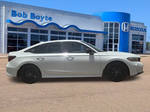 Used 2026 Honda Civic Sport image 4