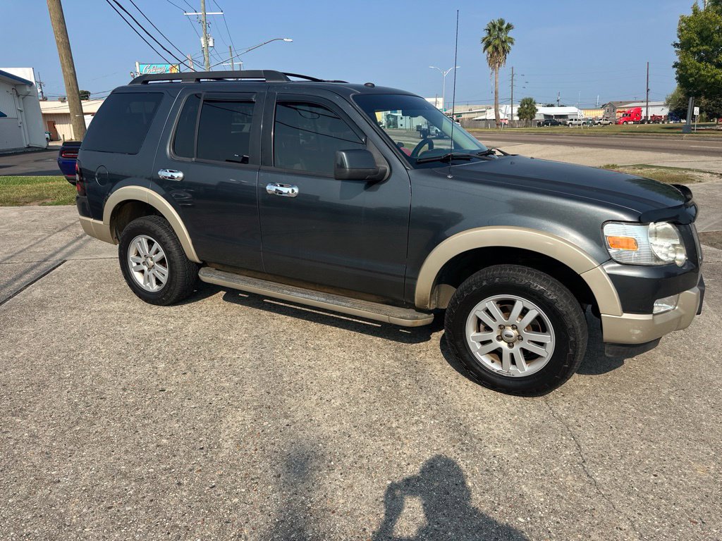 Used 2010 Ford Explorer Eddie Bauer RWD image 3