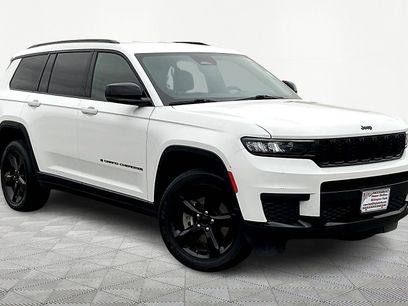 Used 2023 Jeep Grand Cherokee L Laredo