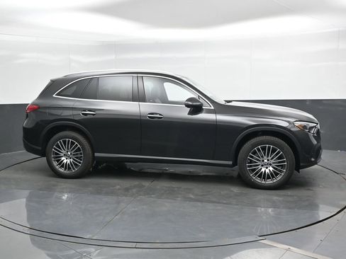 New 2026 Mercedes-Benz GLC 300 4MATIC image 3