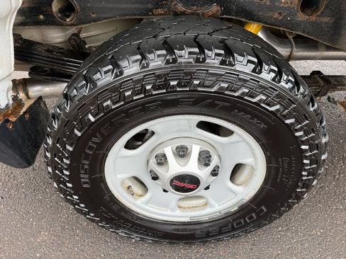 Used 2022 GMC Sierra 2500 Pro w/ Gooseneck/5TH Wheel Package AWD/4WD image 11