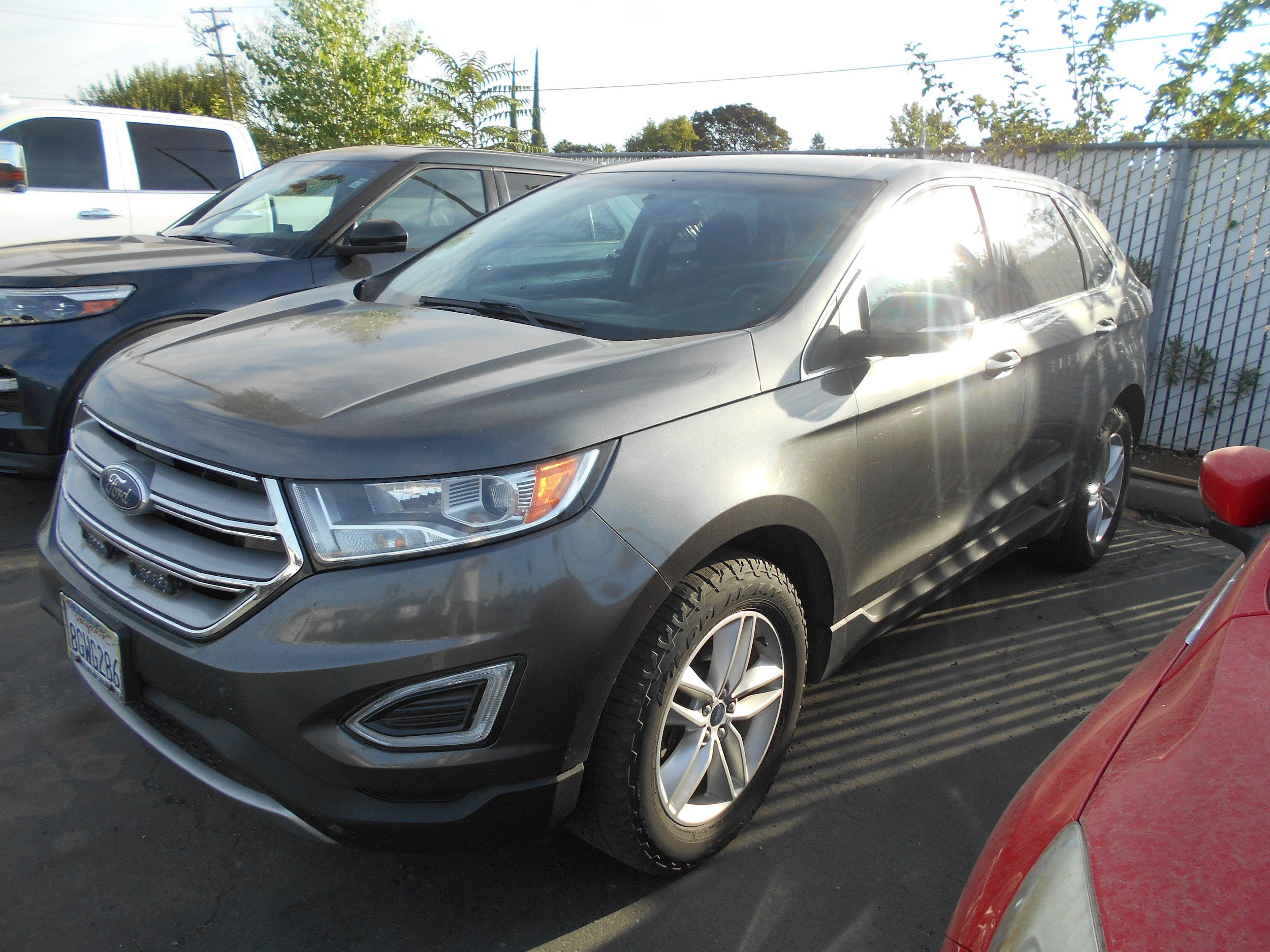 Used 2018 Ford Edge SEL w/ Cargo Accessory Package AWD/4WD image 1