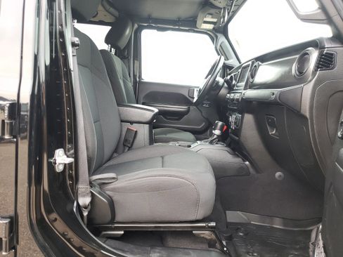 Used 2021 Jeep Gladiator Sport image 20