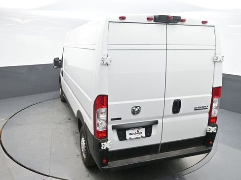Used 2023 RAM ProMaster 2500 FWD image 25