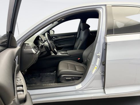 Used 2022 Honda Accord Sport image 10