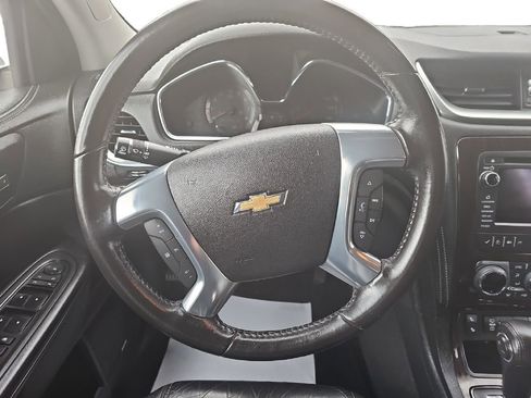 Used 2016 Chevrolet Traverse LT image 14