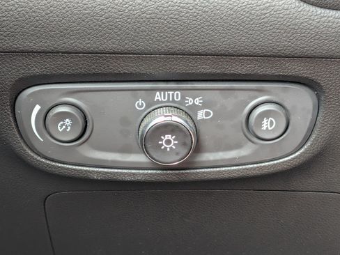 Certified 2023 Buick Encore GX Select w/ Sport Touring Package FWD image 23