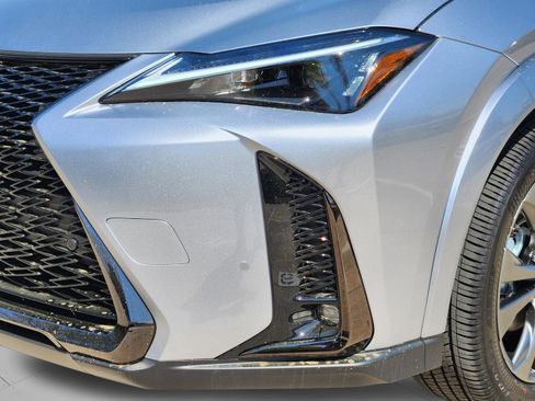 New 2026 Lexus UX 300h FWD image 20