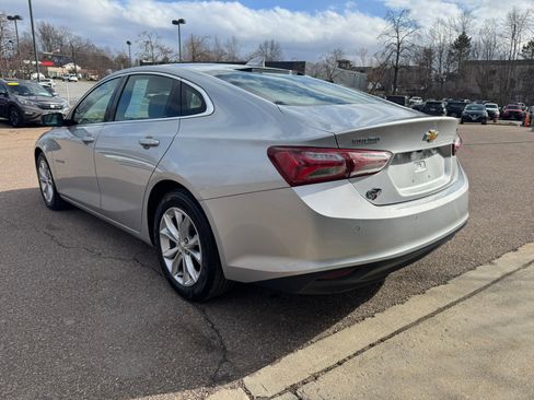 Used 2019 Chevrolet Malibu LT w/ Driver Confidence Package image 5