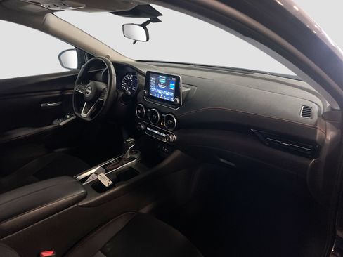 Used 2025 Nissan Sentra SR FWD image 26