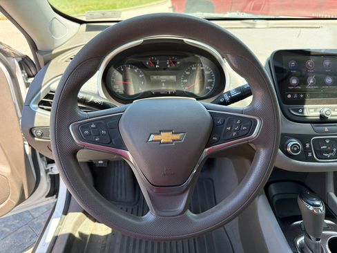 Used 2019 Chevrolet Malibu LS w/ LPO, Convenience Package 2 FWD image 13