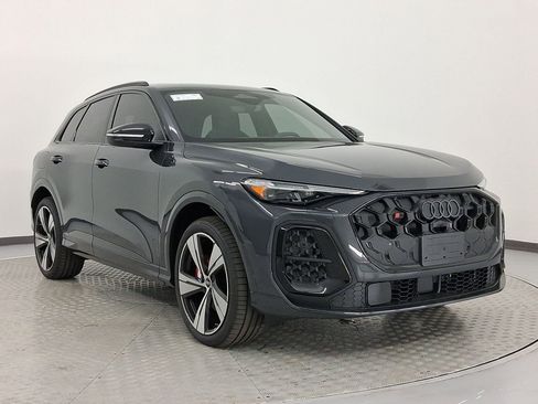 New 2025 Audi SQ5 Premium Plus image 7