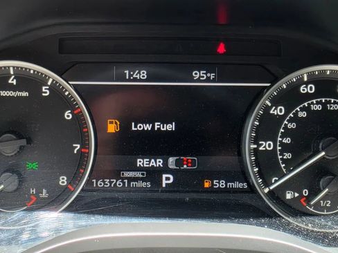 Used 2023 Mitsubishi Outlander SE image 19