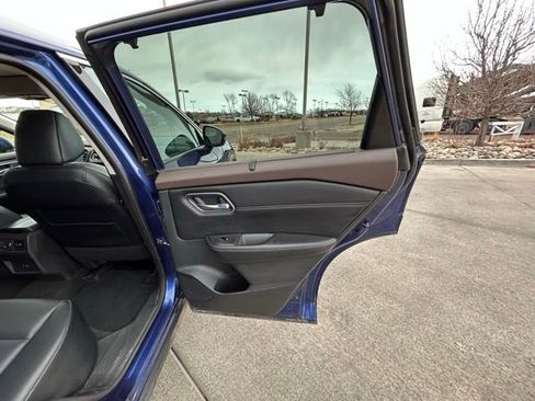 Used 2021 Nissan Rogue SV w/ Premium Package image 26