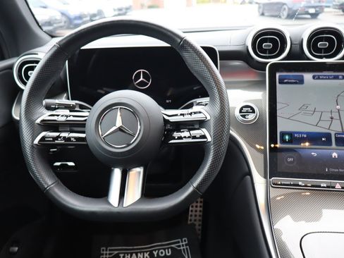 Used 2024 Mercedes-Benz GLC 300 4MATIC image 10
