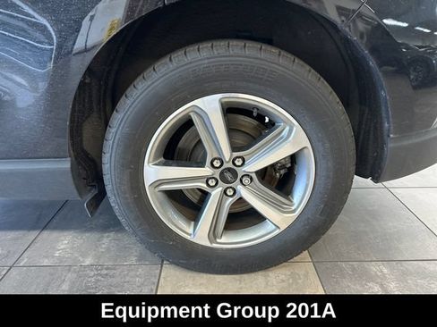 Used 2024 Ford Edge SEL w/ Convenience Package AWD/4WD image 5