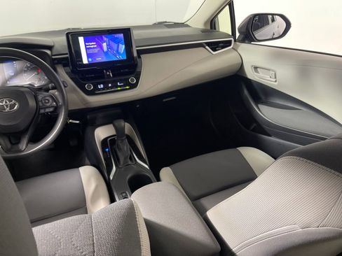 Used 2024 Toyota Corolla LE image 17