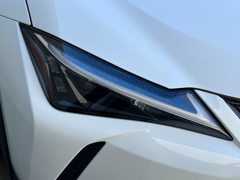 New 2026 Lexus UX 300h FWD image 12