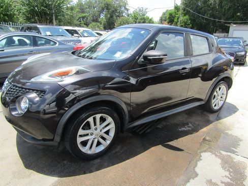Used 2016 Nissan Juke S FWD image 1