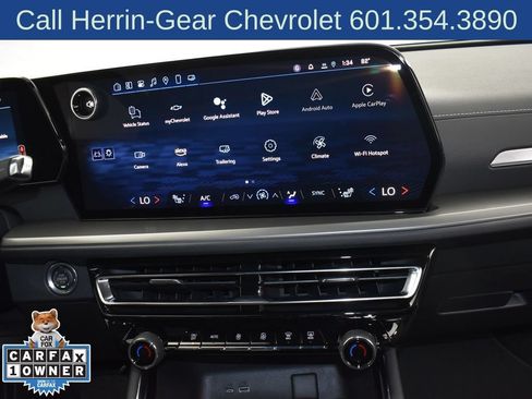 Used 2025 Chevrolet Traverse LT FWD image 29