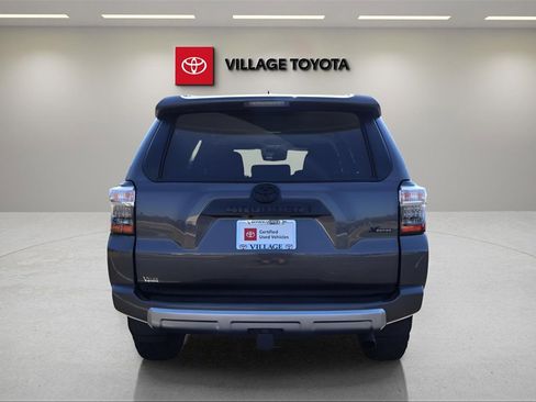 Certified 2023 Toyota 4Runner TRD Off-Road image 4