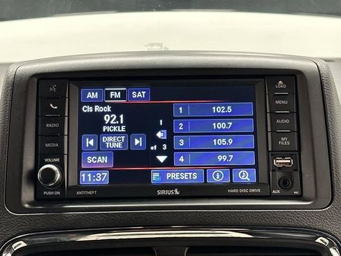 Used 2020 Dodge Grand Caravan SXT image 10