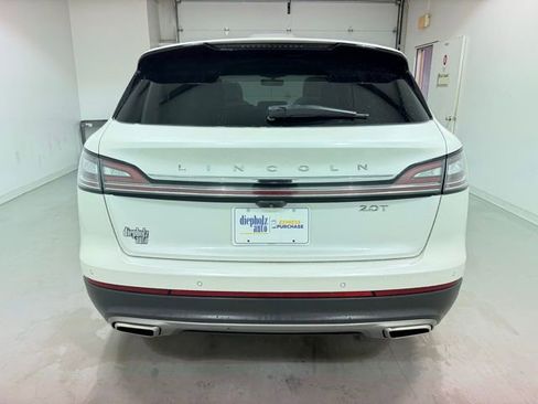 Used 2019 Lincoln Nautilus Reserve image 6