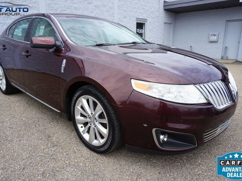 Used 2010 Lincoln MKS AWD image 1