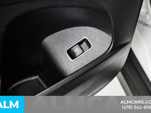 Used 2024 Mercedes-Benz GLE 350 4MATIC image 47