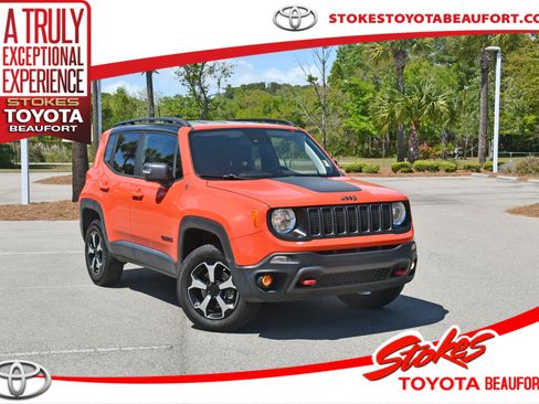 Used 2021 Jeep Renegade Trailhawk w/ Trailer Tow Group AWD/4WD image 1