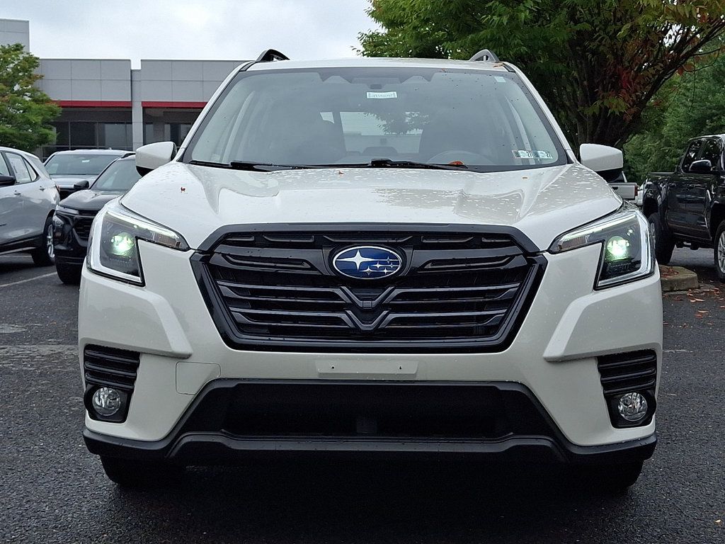 Used 2023 Subaru Forester Premium AWD/4WD image 4