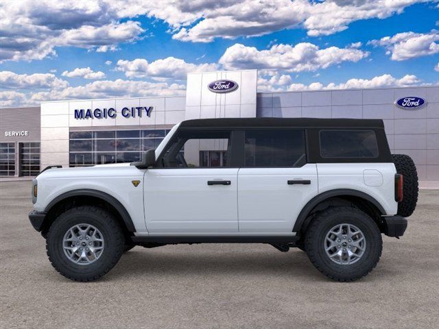 New 2025 Ford Bronco Badlands AWD/4WD image 3