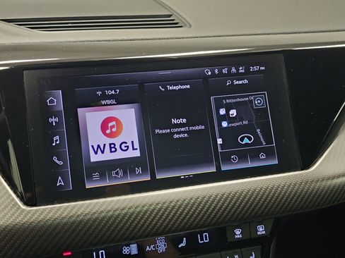 Used 2023 Audi e-tron GT Premium Plus w/ Performance Package image 20