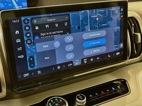 Used 2025 Ford Expedition Active AWD/4WD image 24